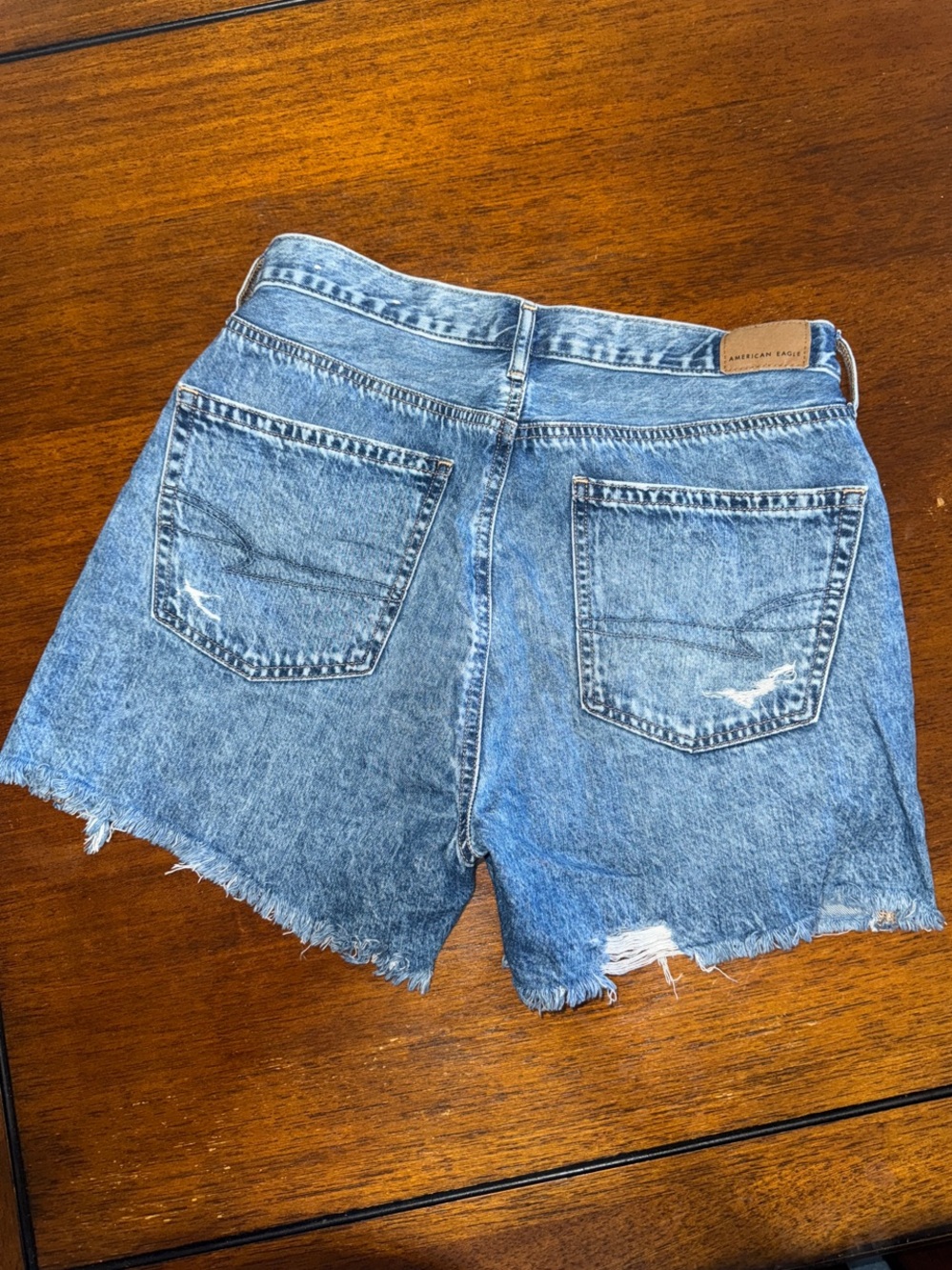 American Eagle Distressed High-Rise Denim Shorts - 90’s Boyfriend Fit - Picture 2 of 4